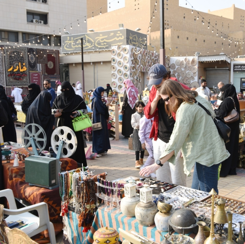 Souq Al Zal experience